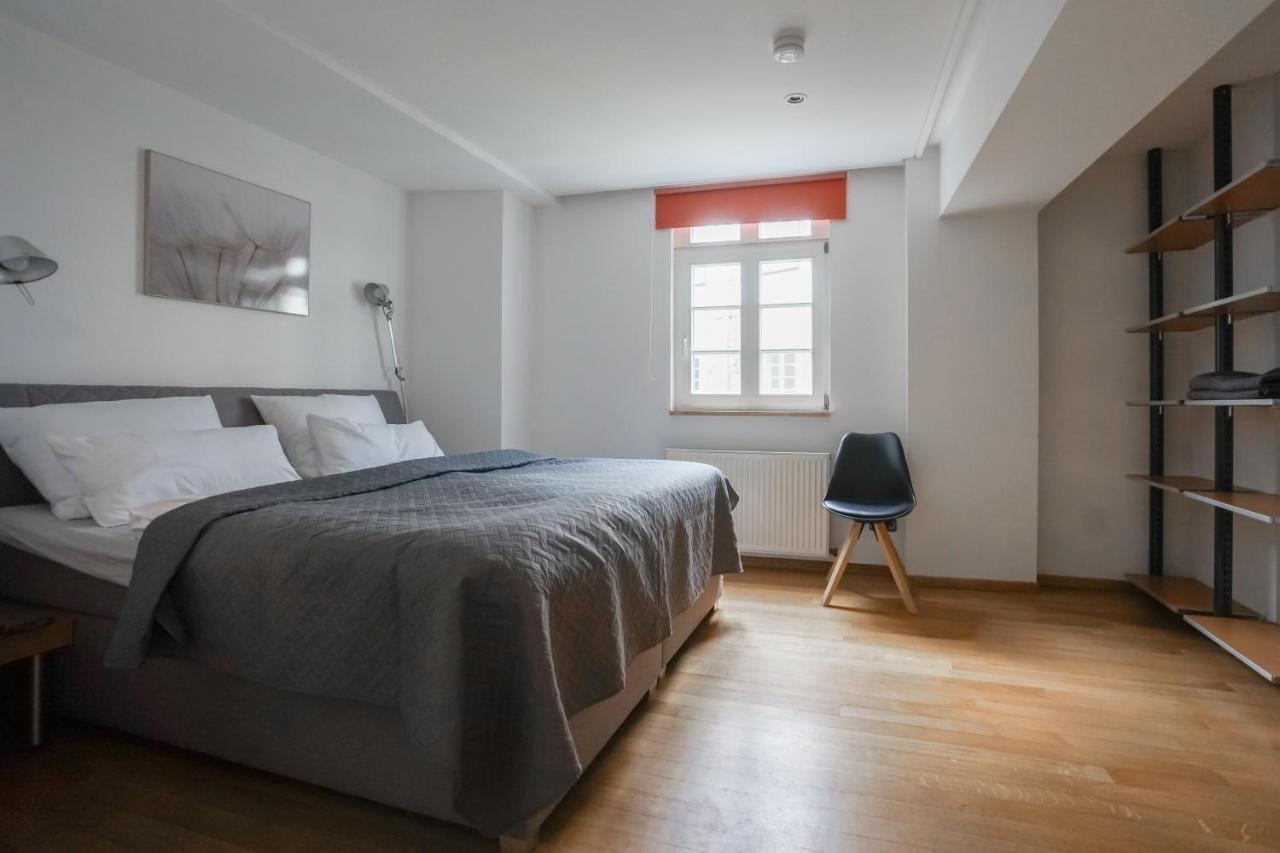 Loft13 Traumhafte Wohnung Mit Terrasse Fuer 4 Gaeste Monschau Buitenkant foto
