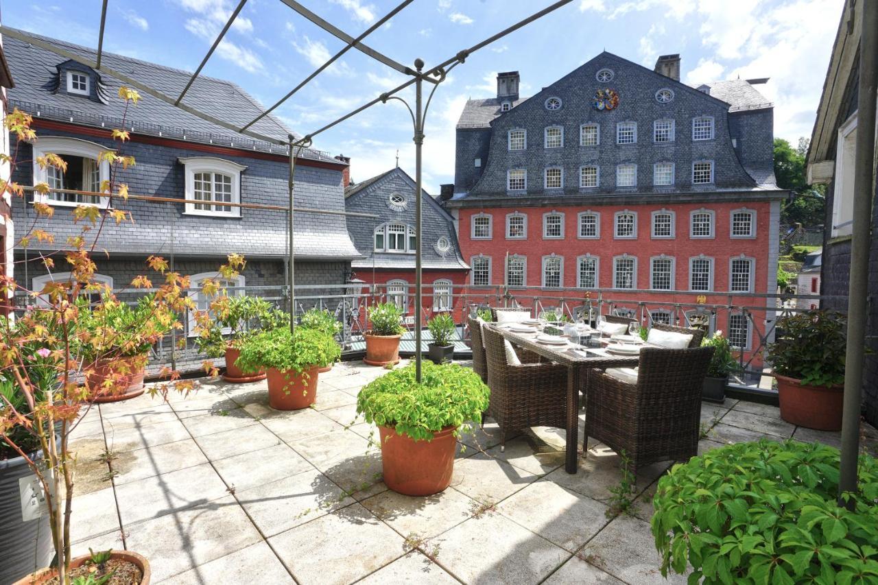 Loft13 Traumhafte Wohnung Mit Terrasse Fuer 4 Gaeste Monschau Buitenkant foto